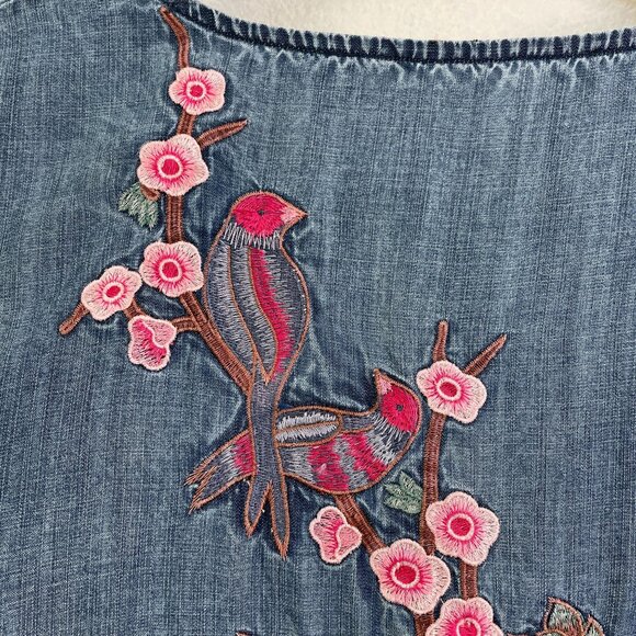 Soft Surroundings Womens  XL Chambray Embroidered Tunic Top Embroidered Floral - Picture 11 of 11